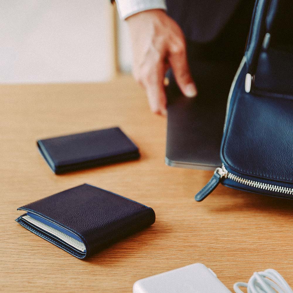 ２つ折り財布（エンボス） 画像 11