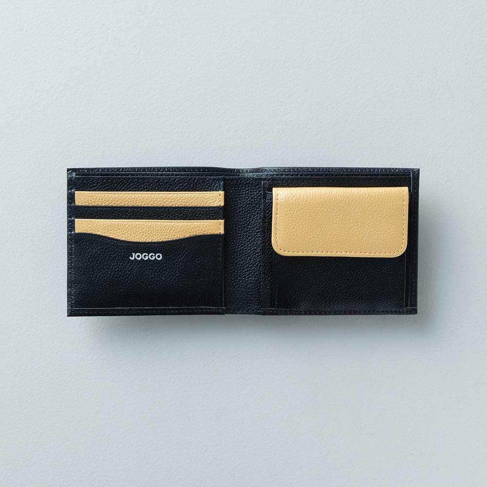 ２つ折り財布（エンボス） - 使用カラー：ピュアブラック・フルムーンゴールド