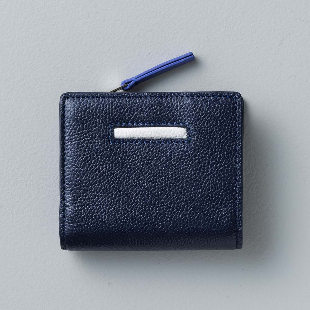 ２つ折りコンパクトウォレット - 使用カラー：ミッドナイトネイビー・ブリリアントスノー・トワイライトアース