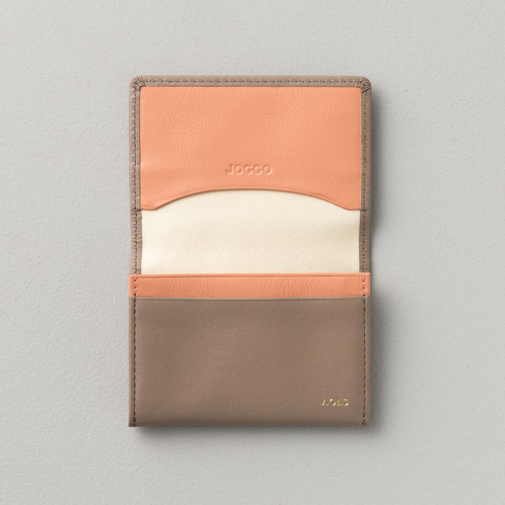 シンプル名刺入れ - 使用カラー：グレージュ×フラミンゴピンク×アイボリーホワイト