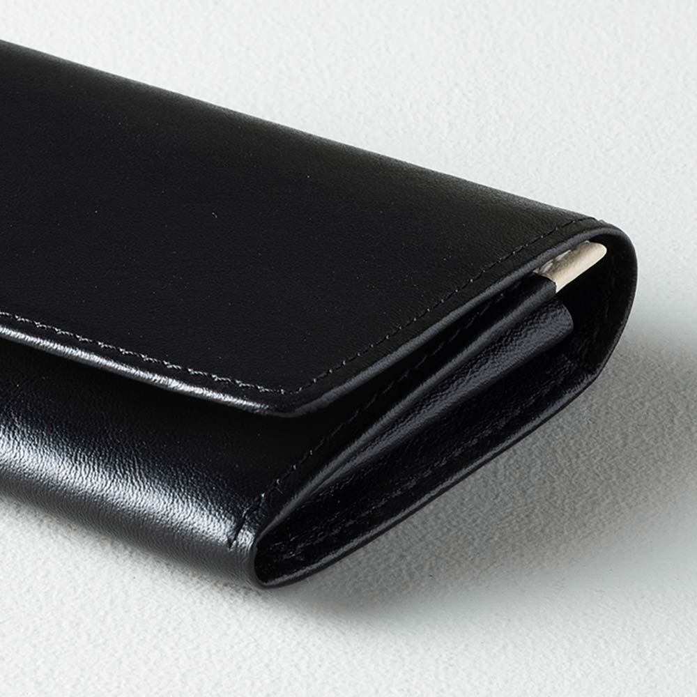 シンプル名刺入れ - サイドのマチは、収まりがよいのが特徴の笹マチタイプ。