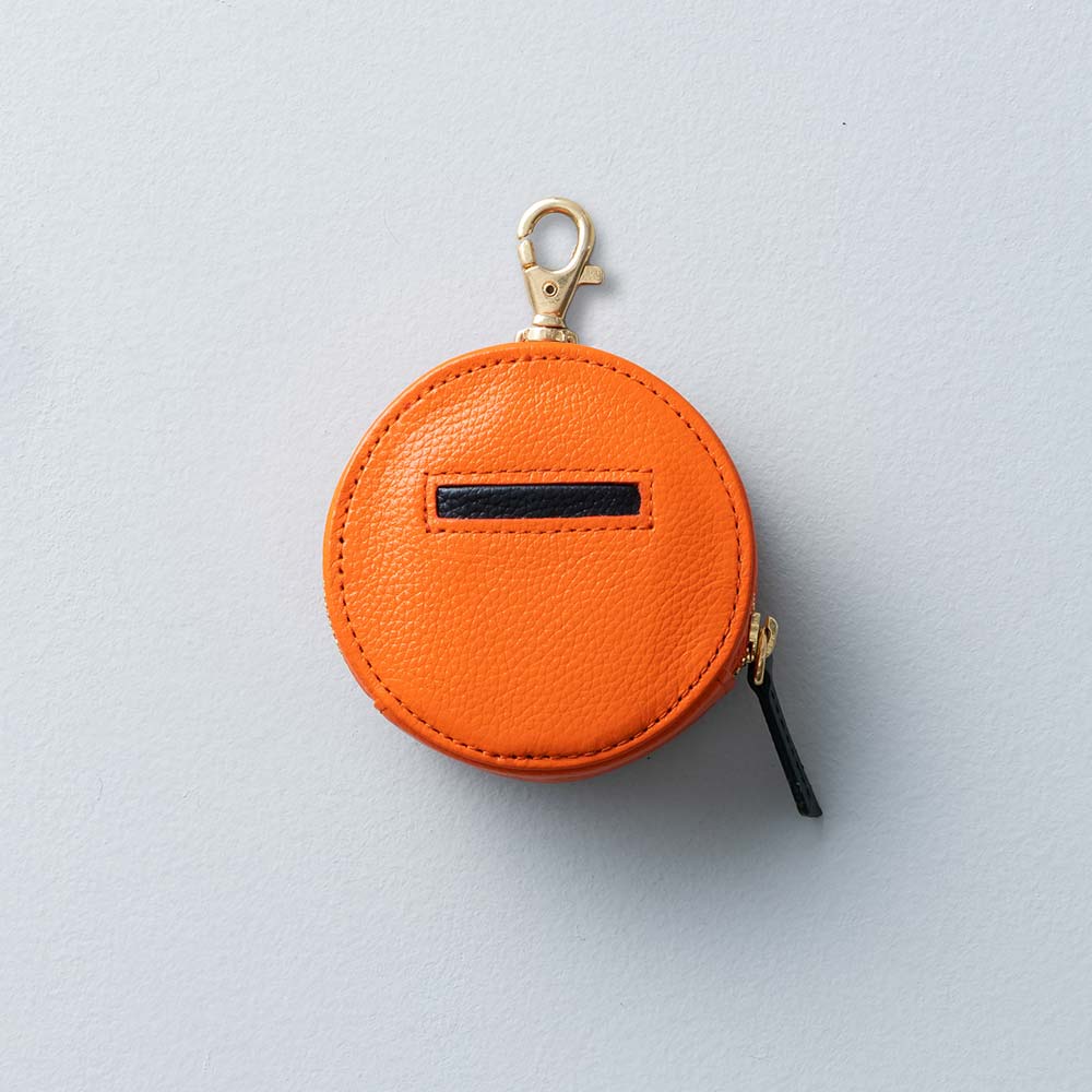 マカロンミニポーチ - 使用カラー：ビブラントサン・ピュアブラック・フォレストグリーン・ゴールド（金具）