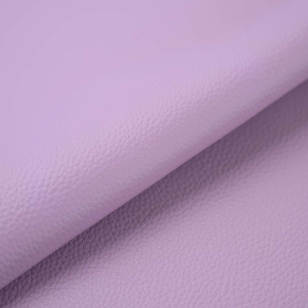 マカロンミニポーチ - 上質な柔らかい本革に、上品で繊細なエンボス加工を施しました。型崩れしにくいのも特徴です。