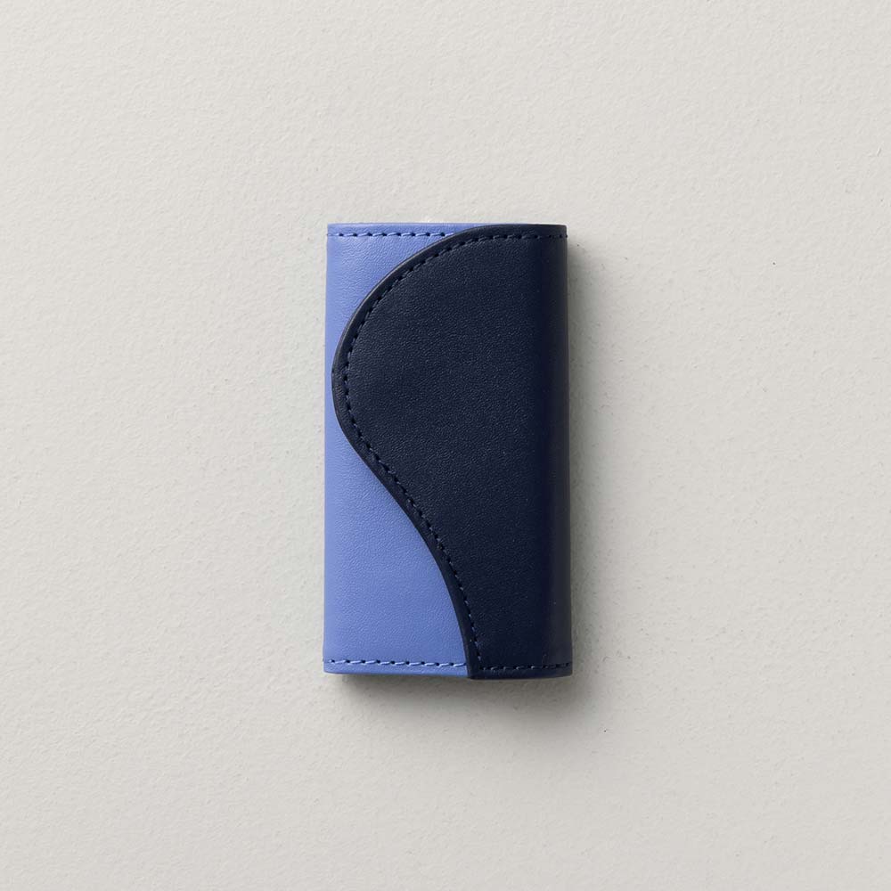 スリムキーケース - 使用カラー：モーニングブルー・ミッドナイトネイビー