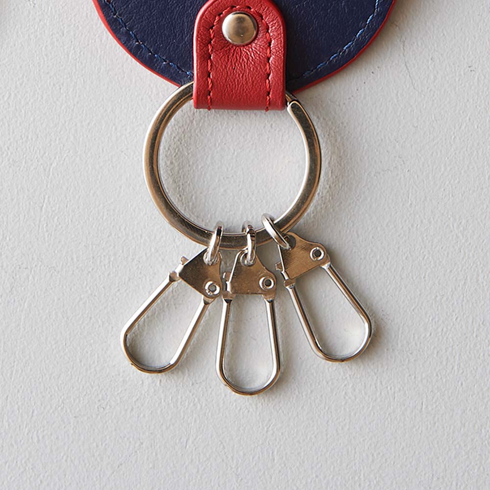 スナップキーリング - フックが備え付けで鍵の付け替えも簡単。