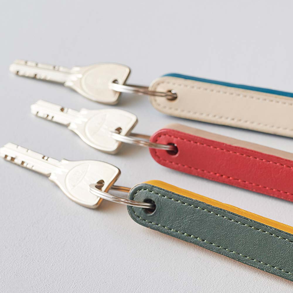 ホテルキーリング - 複数の鍵が取り付け可能。