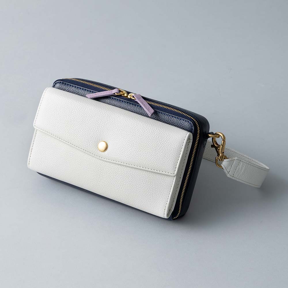 スクエアショルダーバッグ - 使用カラー：ミッドナイトネイビー・ブリリンアントスノー・アジサイドロップ・ゴールド（金具）