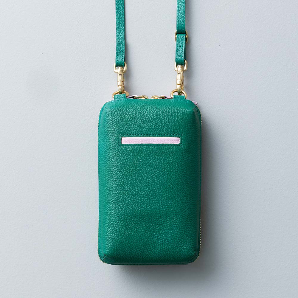 スマホショルダーバッグ - 使用カラー：ヒイラギリーフ・サクラブルーム・ゴールド（金具）