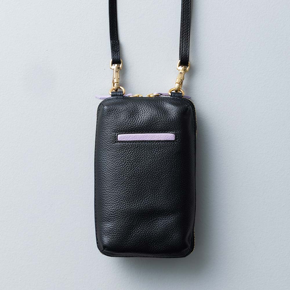 スマホショルダーバッグ - 使用カラー：ピュアブラック・アジサイドロップ・ゴールド（金具）