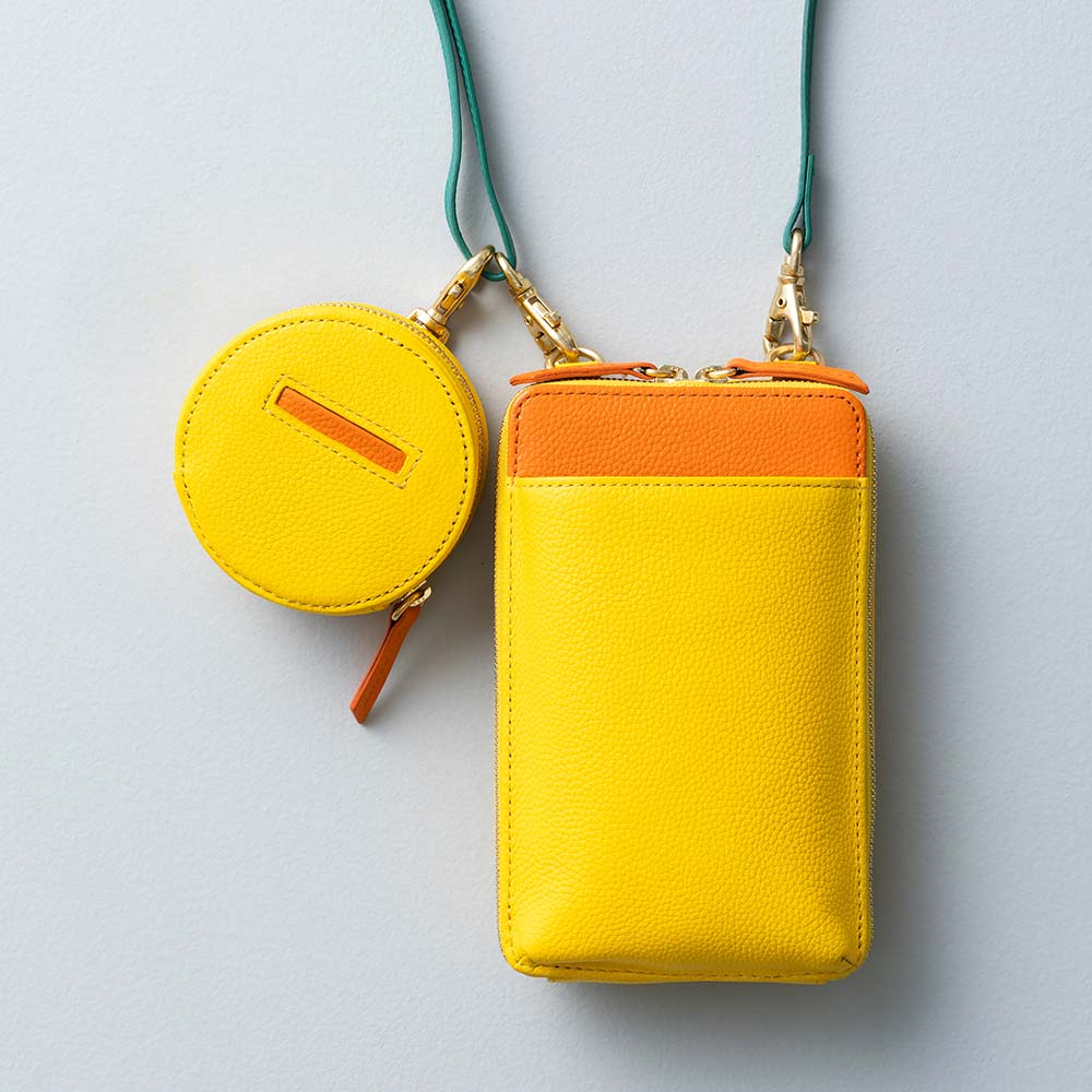 ポーチ付スマホショルダーバッグ - 使用カラー：ハニービー・ビブラントサン・ヒイラギリーフ・ゴールド（金具）