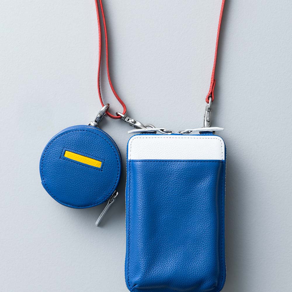 ポーチ付スマホショルダーバッグ - 使用カラー：スカイダイバー・ブリリアントスノー・パッションチェリー・ハニービー・シルバー（金具）