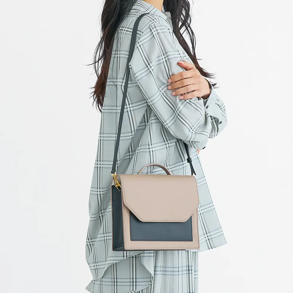 ２ｗａｙエンベロープミニバッグの商品画像