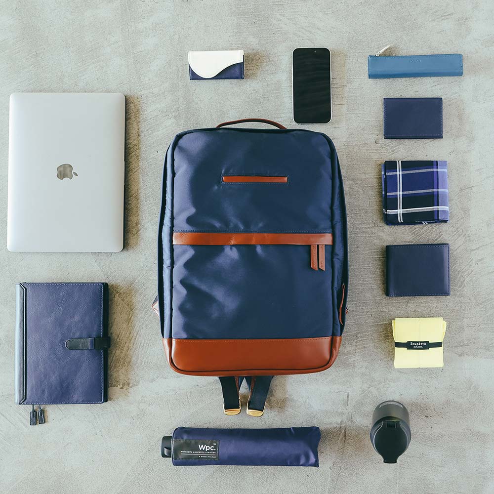 CORDURA® ECO ビジネスバックパック - 16Lと大容量。16インチのPC・A4サイズの資料・スマホ・財布や手帳、ポーチ、マイボトルや折り畳み傘などを入れても余裕のあるサイズです。着替えも入るので仕事帰りにジムに行く方にもおすすめです。