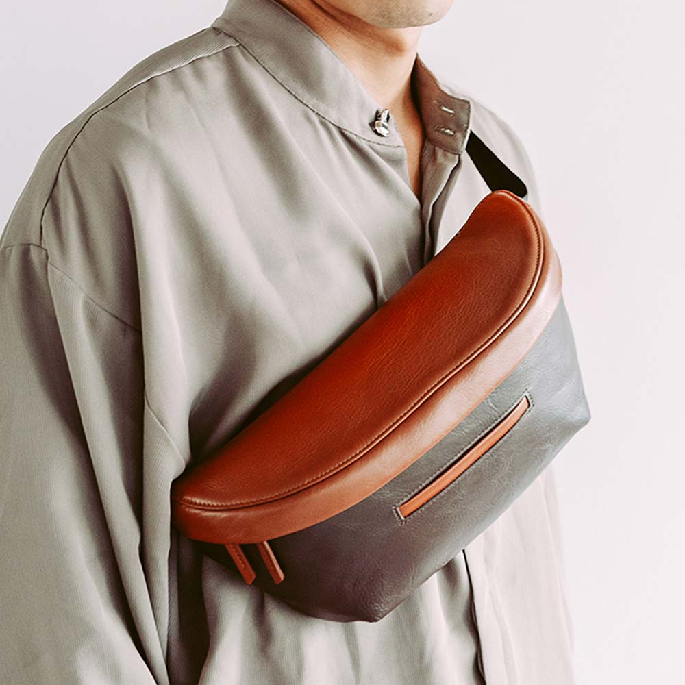 レザーボディバッグ 画像 11