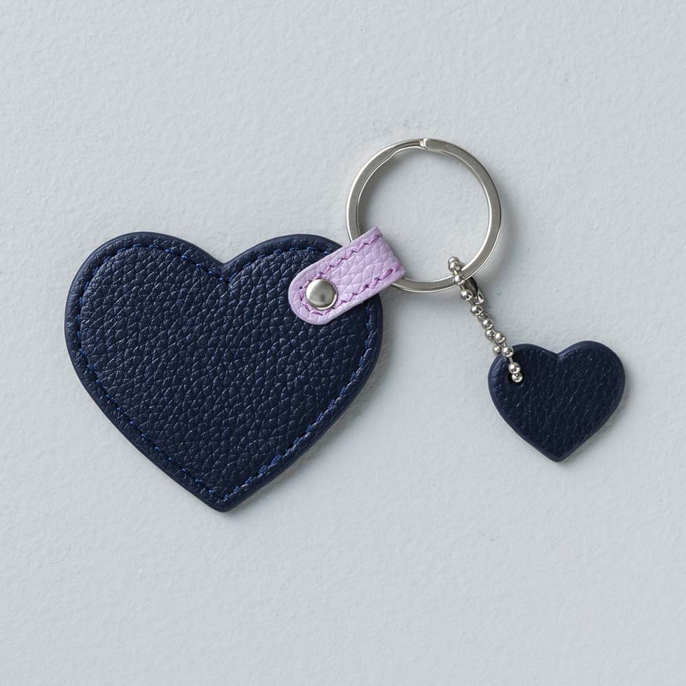 コンビハートチャーム - 使用カラー：ミッドナイトネイビー・アジサイドロップ