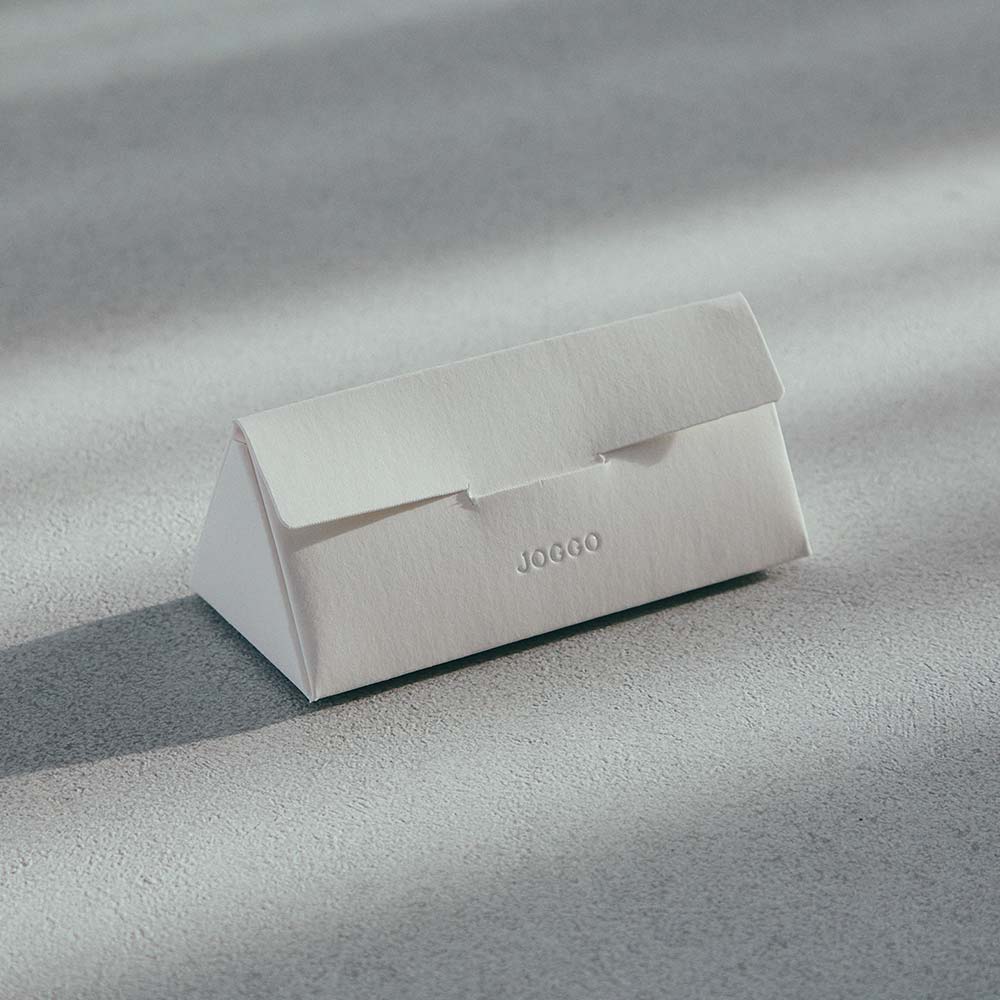 【フィリ】ラインリング 3mm - ご購入のアクセサリーは、ホワイトのアクセサリーボックスに入れてお届けいたします。※ 「ギフトラッピング」をご選択いただいた場合、こちらのボックスは同梱されません。