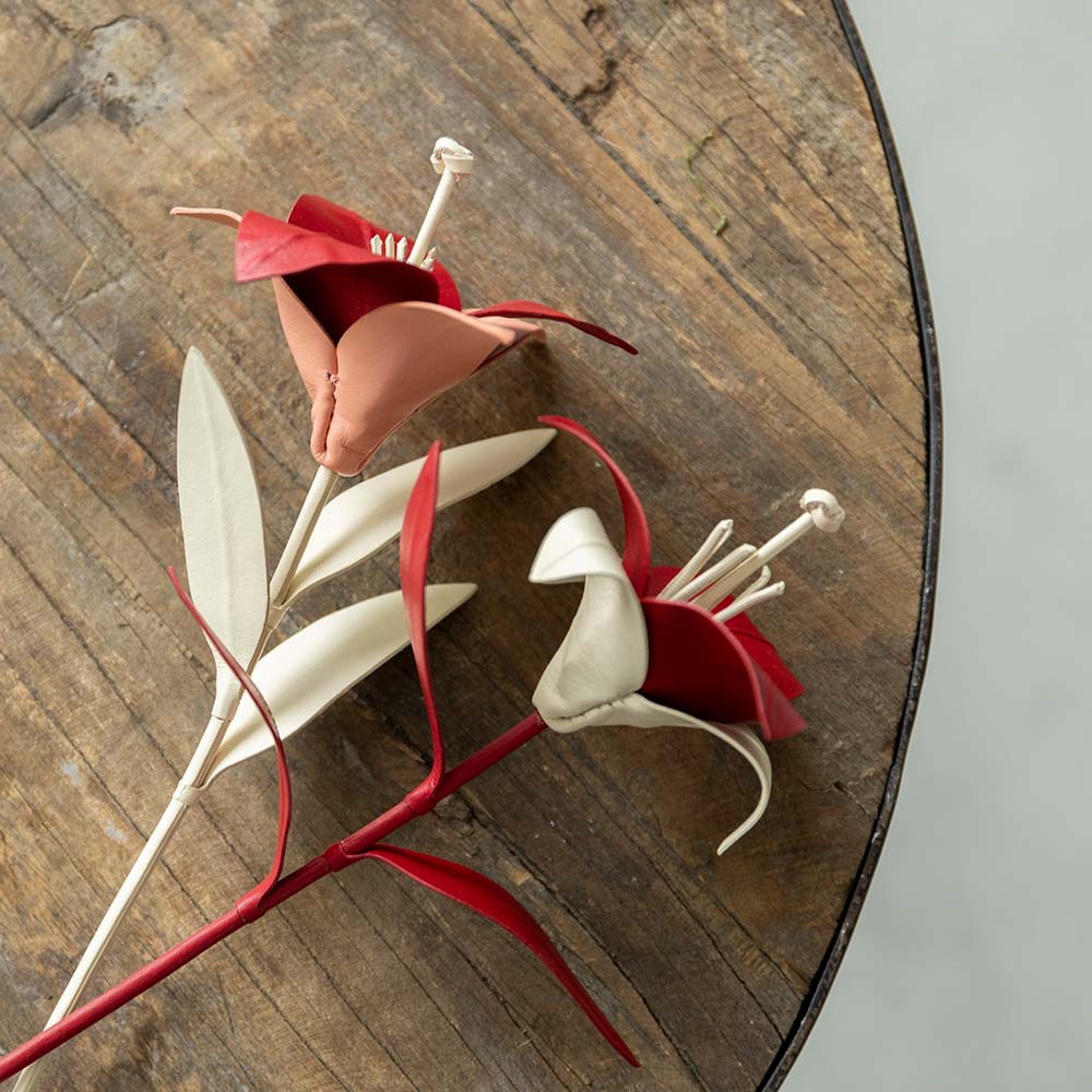 革の一輪花（ユリ） 画像 5