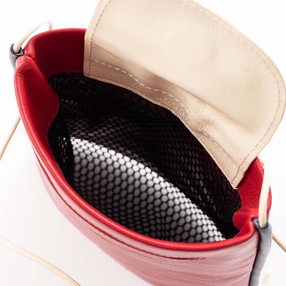 四角いレザーコードサコッシュ 画像 12