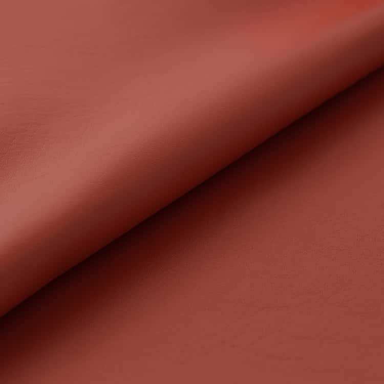 レザートングサンダルＬＬ（28-30cm） - 【期間限定 2026.02.28 まで】ストロベリーショコラ ホットショコラに、フレッシュな苺の赤みを溶け込ませた、絶妙ニュアンスブラウンレッド。