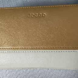 使い始めて、2週間くらい経ってます。
実物はもっと艶があって綺麗です