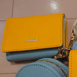 かわいいお財布です。
