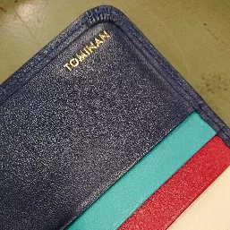 代わりに親友の呼び名を金色で挿して目立たせました。