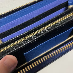 ワンポイントに黒を