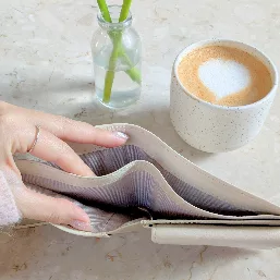 お札入れ部分