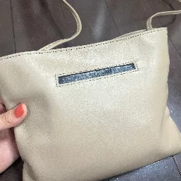 サコッシュ