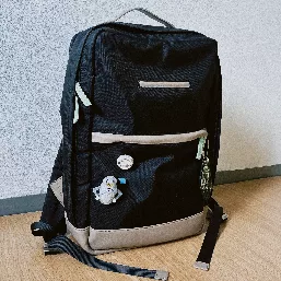 せっかくなので限定色のピスタチオグリーンを差し色に入れました。
