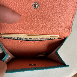 小銭は出しやすい