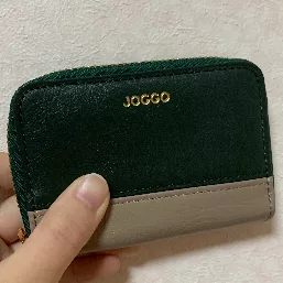 金の文字が素敵！