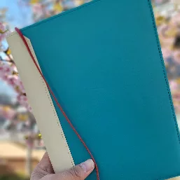 春に購入して、いまも大事に使っています。素敵な商品を作っていただき、ありがとうございます。