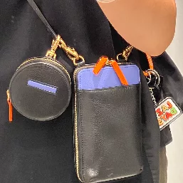スマホショルダー