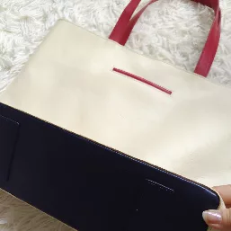 厚みのある底。